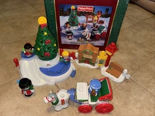 Fisher-Price Little People Tree Lighting in Discovery Park Playset with Box