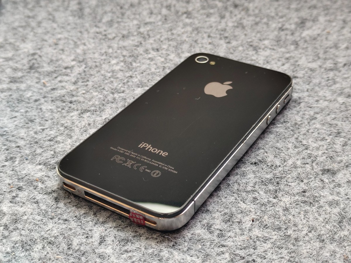 Apple iPhone 4sブラック s-l1200.jpg