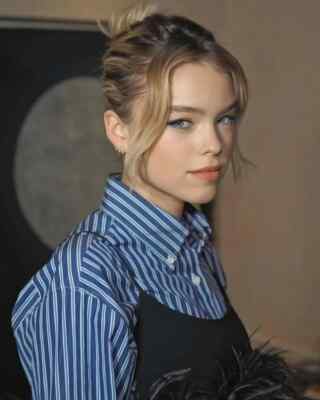 BEAUTIFUL MILLY ALCOCK HOUSE OF THE DRAGON 8X10 PHOTO