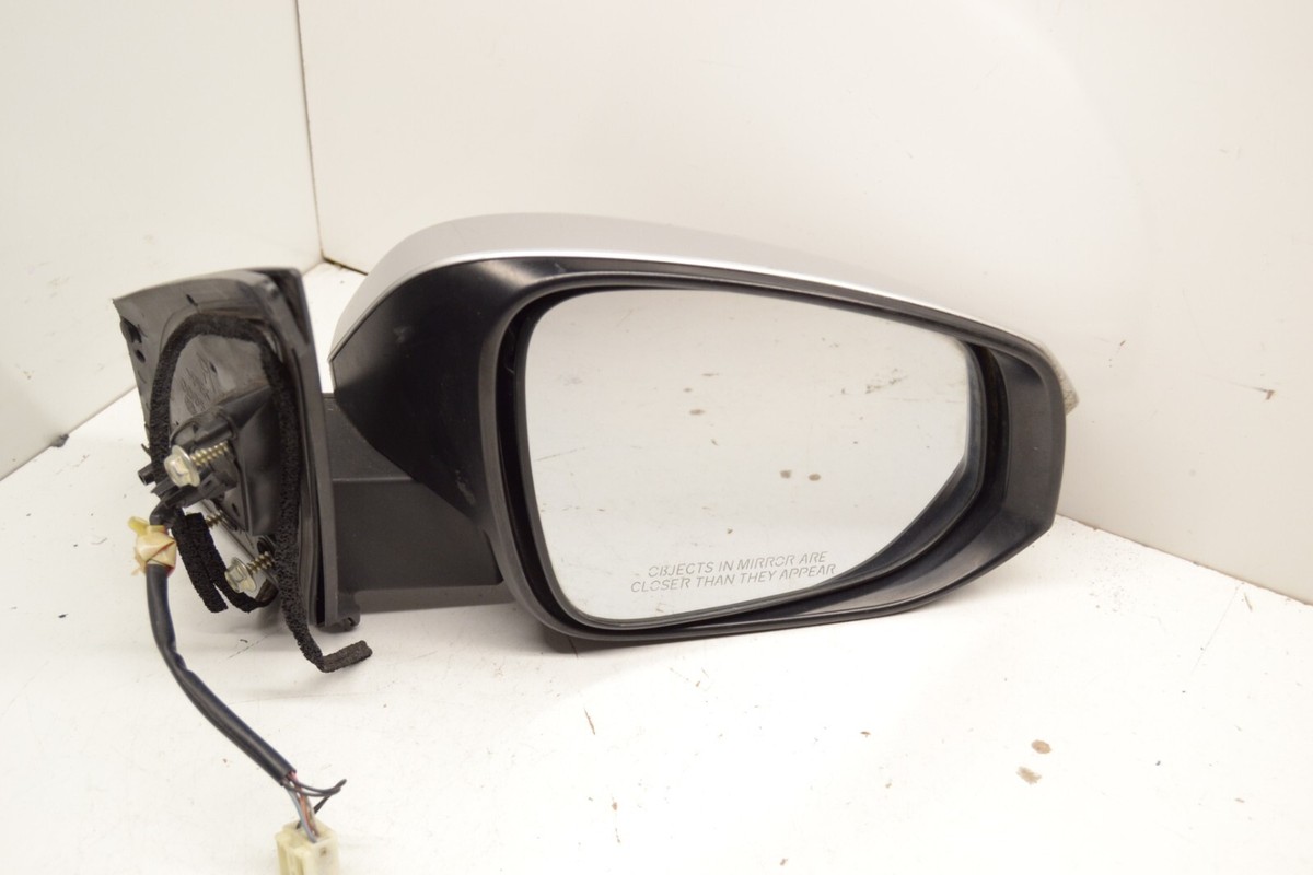 coco丸様 2016-2018 TOYOTA RAV4 DOOR MIRROR E4 023929 DRIVER SIDE USED