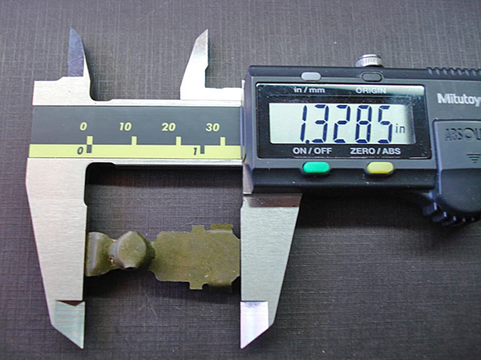 6 piezas para Dodge 1961 y Dart 1961 puerta trasera clips de moldura NORS  Foto 4 de 4