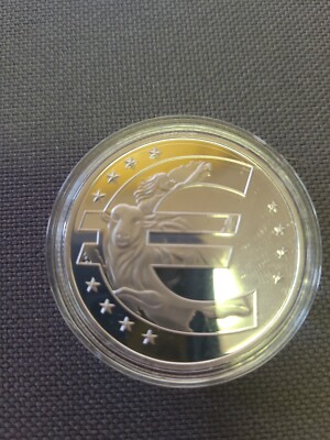 10 YEAR EURO Coin Challenge Token USED Great Condition - Main Image