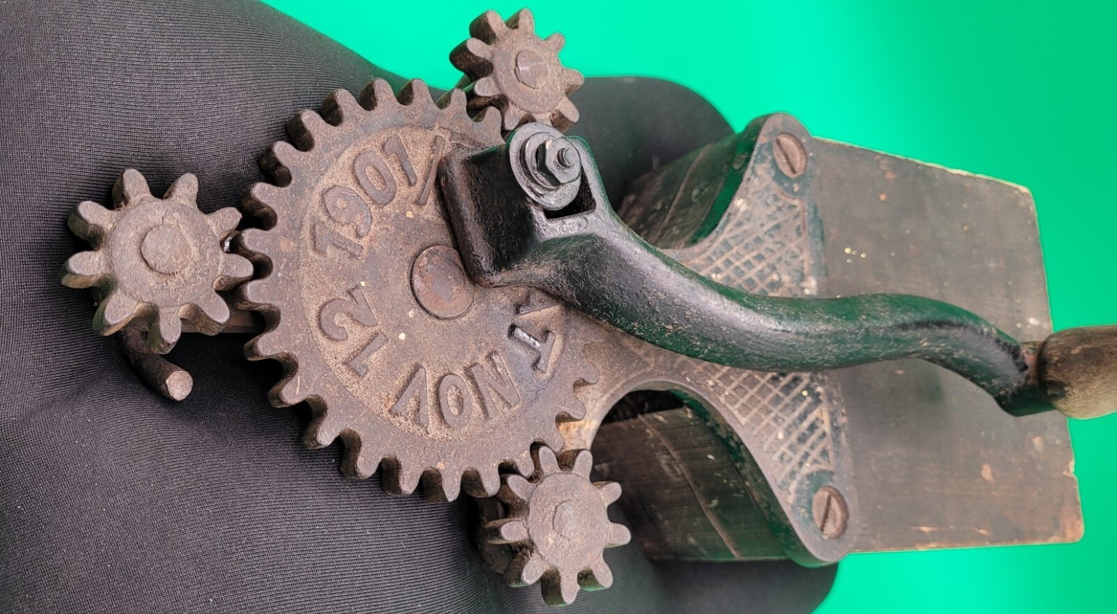 Early 1900's 3 HOOK Cast Iron ROPE MAKER Pat. Date NOV. 12 1901