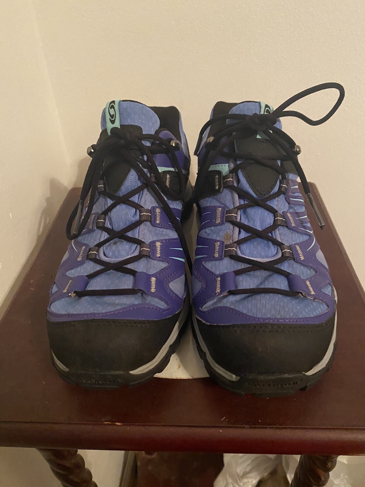 Scarpe da trekking outdoor da donna Salomon Gore Tex ContaGrip taglia 7 5 viola