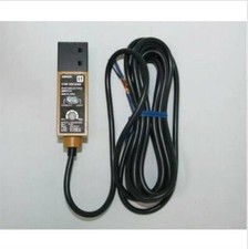 1PC Omron E3S-VS1E42 Photoelectric Switch E3S...