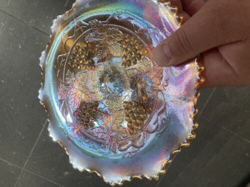 CARNIVAL GLASS ~ RARE BALL FOOTED FENTON GRAPE & CABLE PLATE ~ RADIUM ~ - Picture 14 of 15