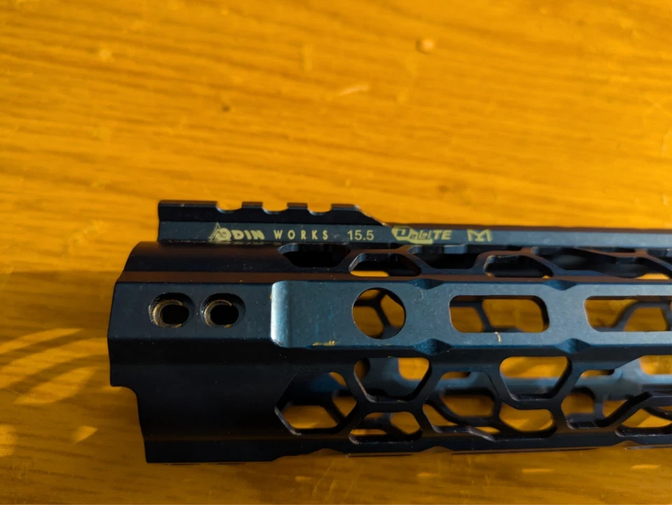 Guardabarros Odin Works Blue O2 Lite M-LOK - 15,5" Foto 2 de 4
