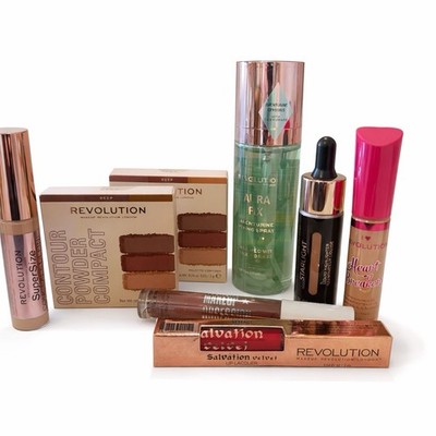 Makeup Revolution London - 8 Piece Set - Color Shades Deep + Fixing Spray