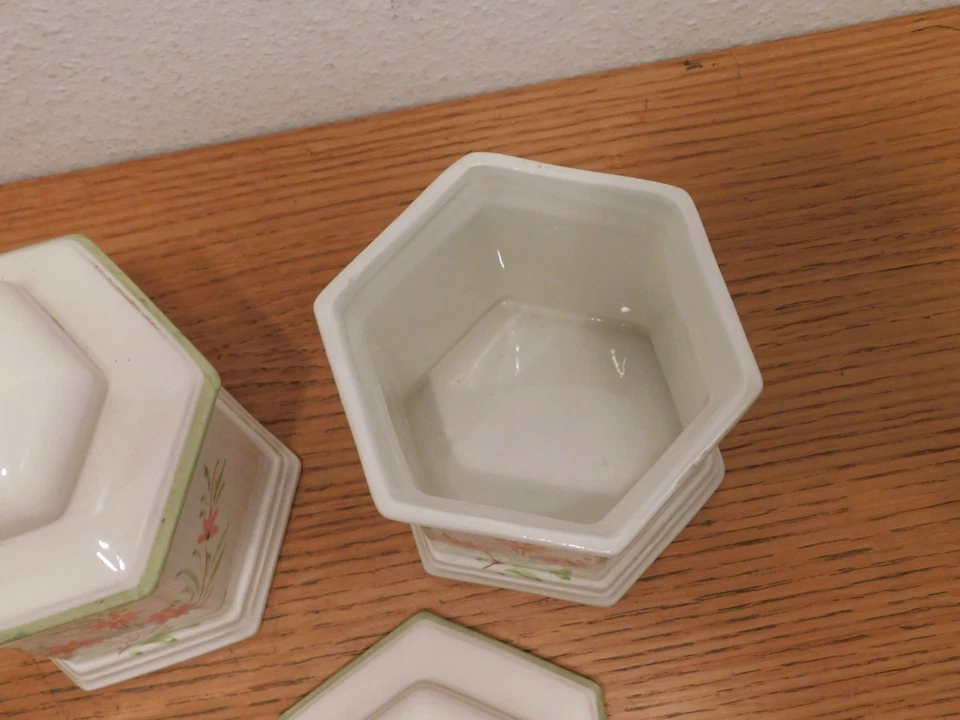 VINTAGE 3 boite ANCIEN POT hexagonal à épices SUCRE sel FARINE porcelaine ALSACE - Photo 4/4