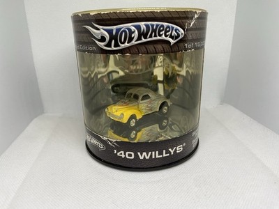 Hot Wheels 2004 Oil Can Street Rods #2 of 4 - White & Yellow---- 40 Willys-----