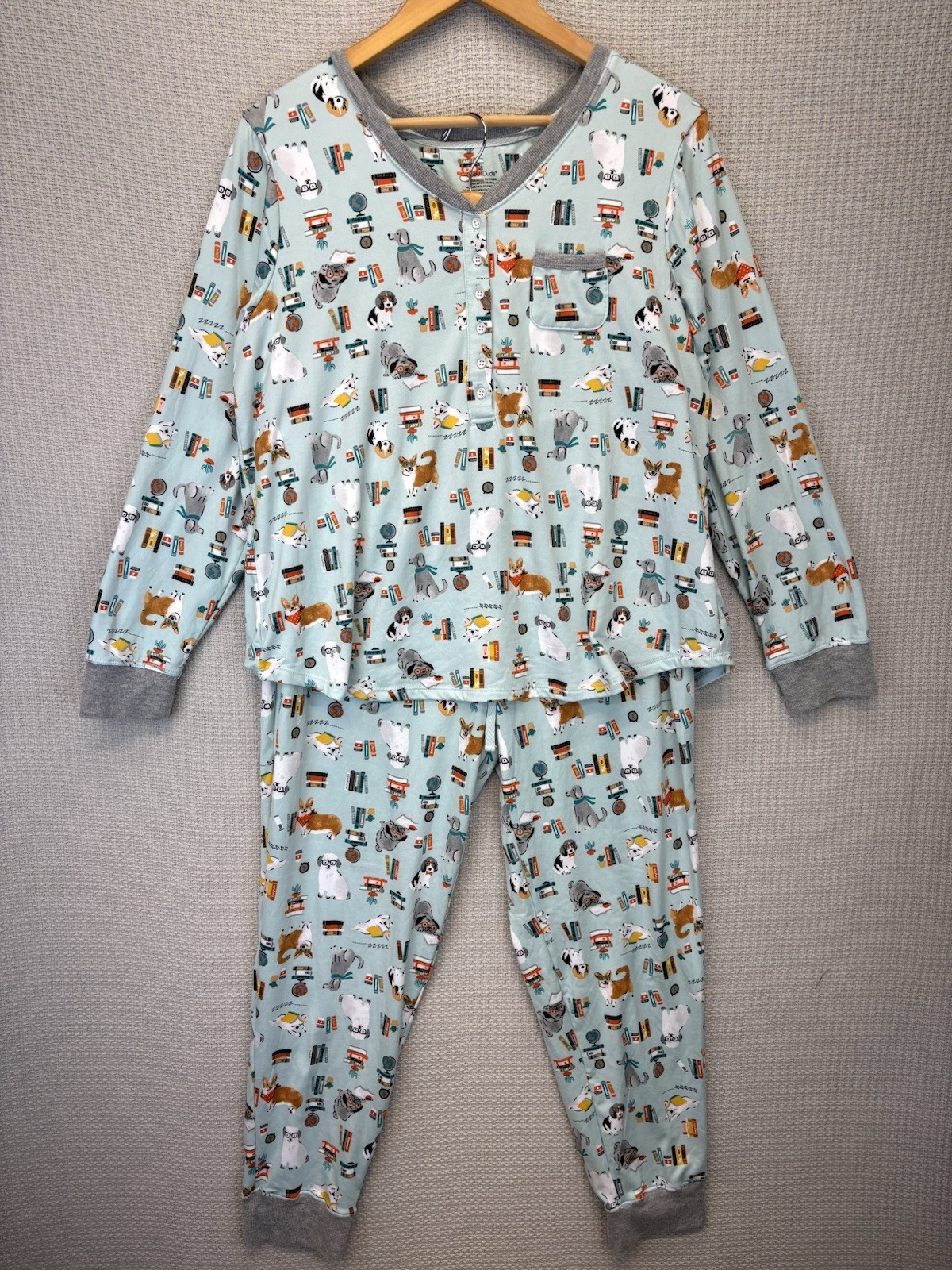 Cuddl Duds Women’s L Pajama Set Blue Dogs Reading Books Print Top/Jogger Pants