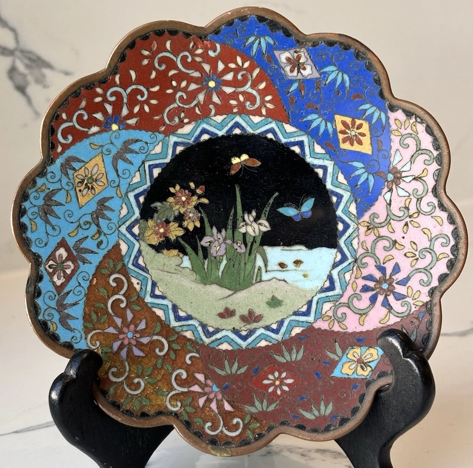Carregador japonês antigo Meiji Cloisonne 6”, intrincado vibrante incrustado decoração presentes - Imagem 2 de 4