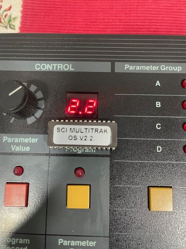 Sequential Circuits SCI Multi-Trak Synthesizer OS V2.2 ROM - Picture 2 of 4