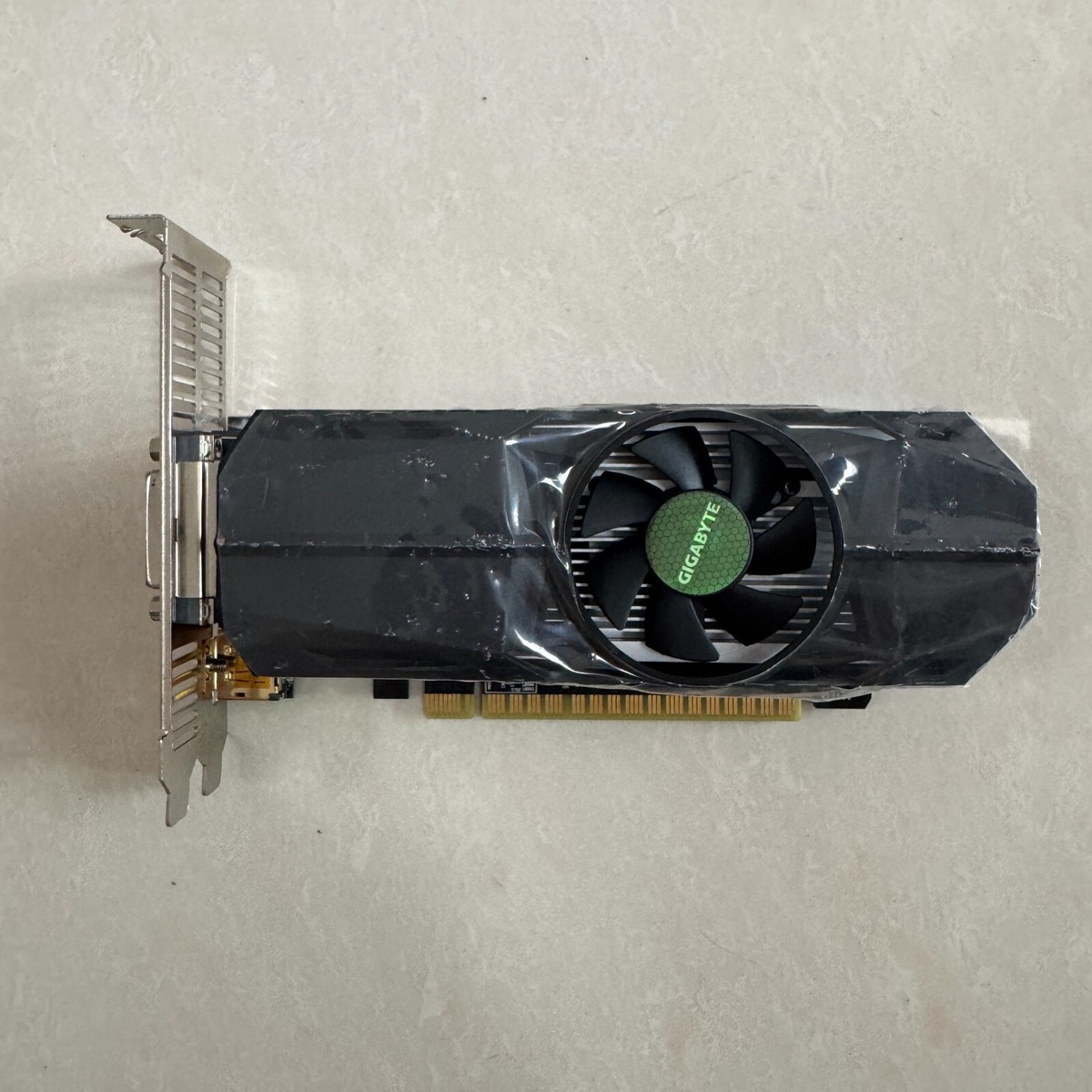 GIGABYTE GeForce GTX 1050 2GB GDDR5 Low Profile Video Card GV