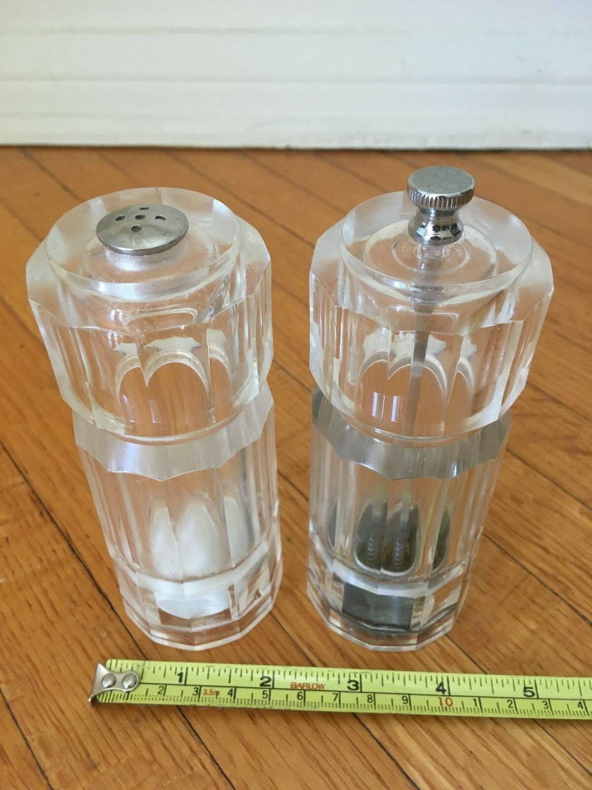 Vintage Acrylic/Lucite Salt & Pepper Shakers eBay