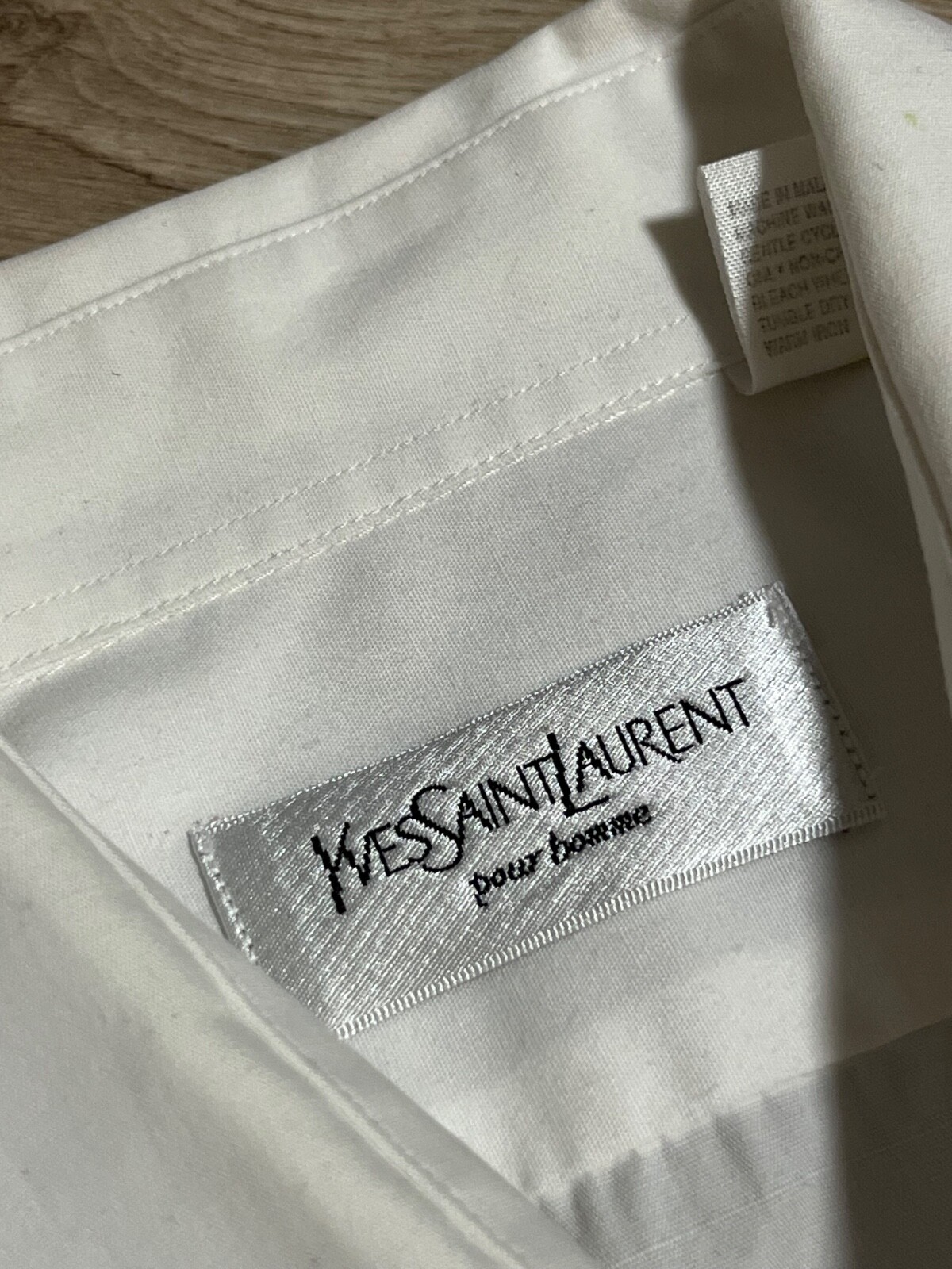 Camicia Yves Saint Laurent Pour Homme taglia grande