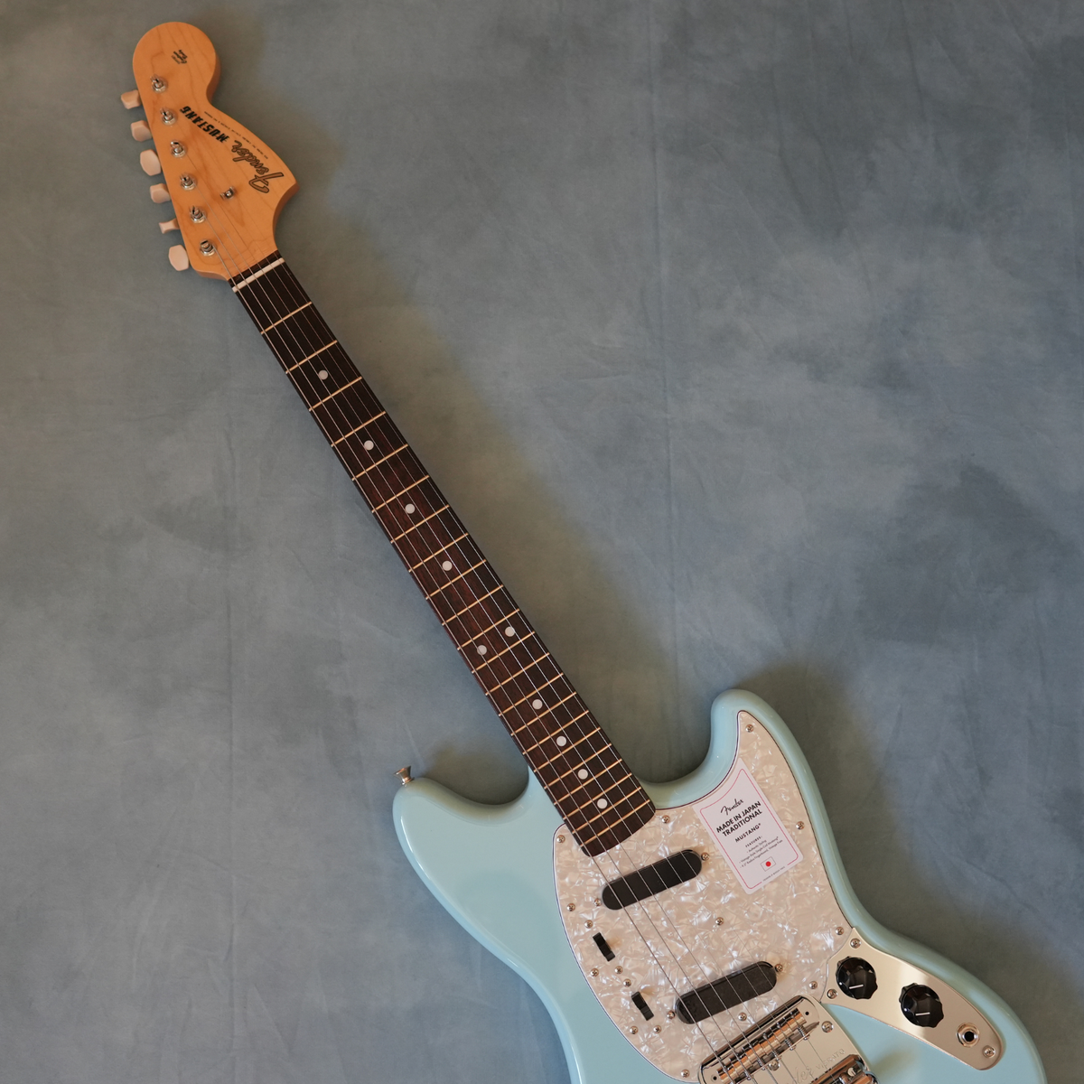 美品 Fender mustang Daphne Blueエレキギター Fender Made in Japan Traditional Series 60s Mustang Daphne