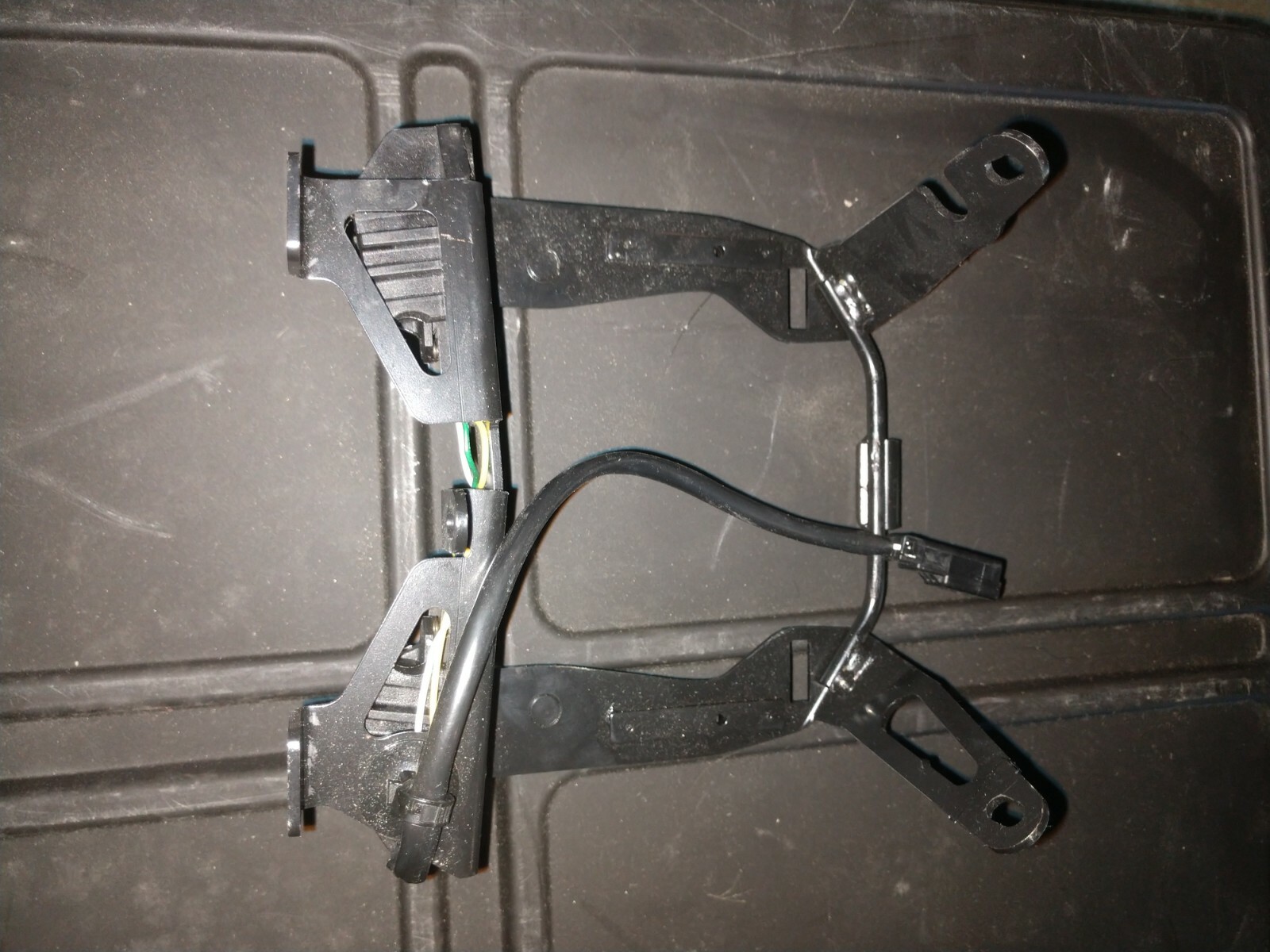 MASERATI GRANTURISMO QUATTROPORTE PADDLE SHIFTER ASSEMBLY WITH PADDLES  261434