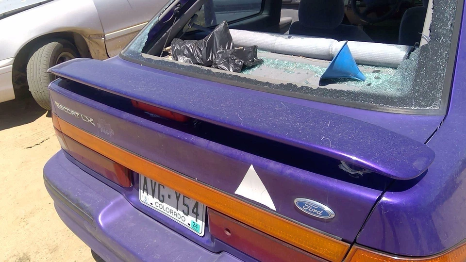 1993 1994 1995 1996 Ford Escort Rear Spoiler Back Wing Oem Purple - Image 4 of 4