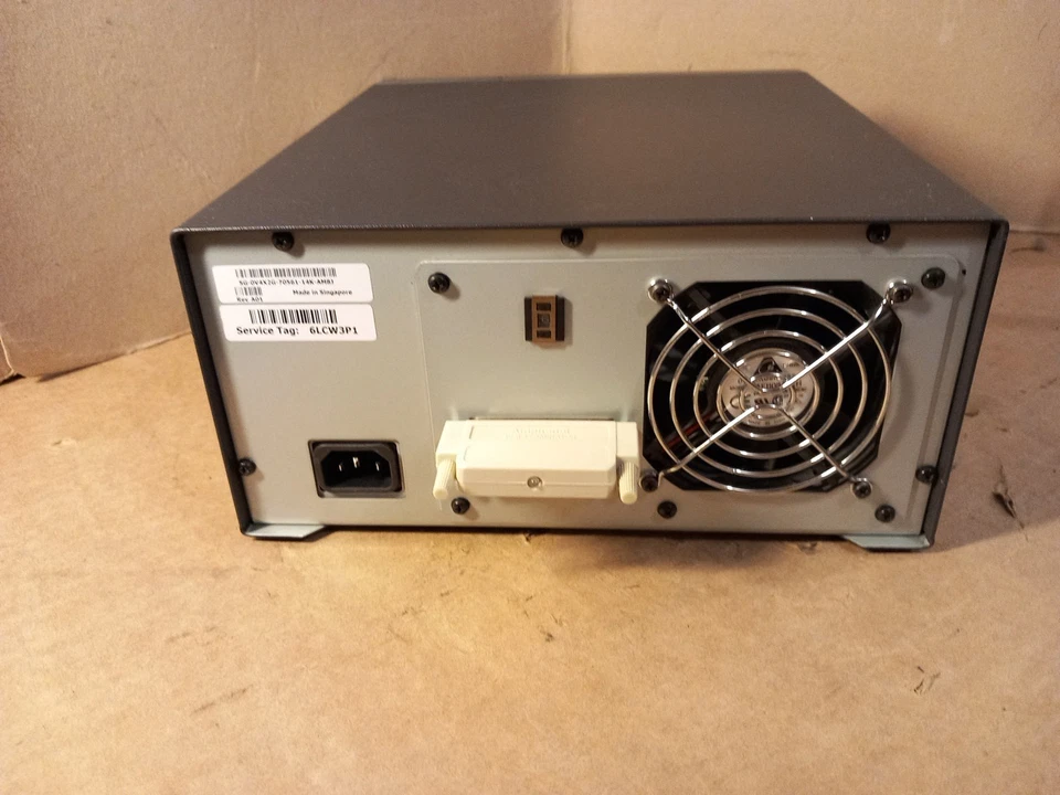 Dell PowerVault 110T Ultrium3 LTO-3 SCSI External Tape Drive 0V4X2G-70561 - Image 4 of 4