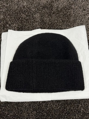 Chanel Cashmere Black / Glitter Big CC Logo Knit Beanie Hat | eBay