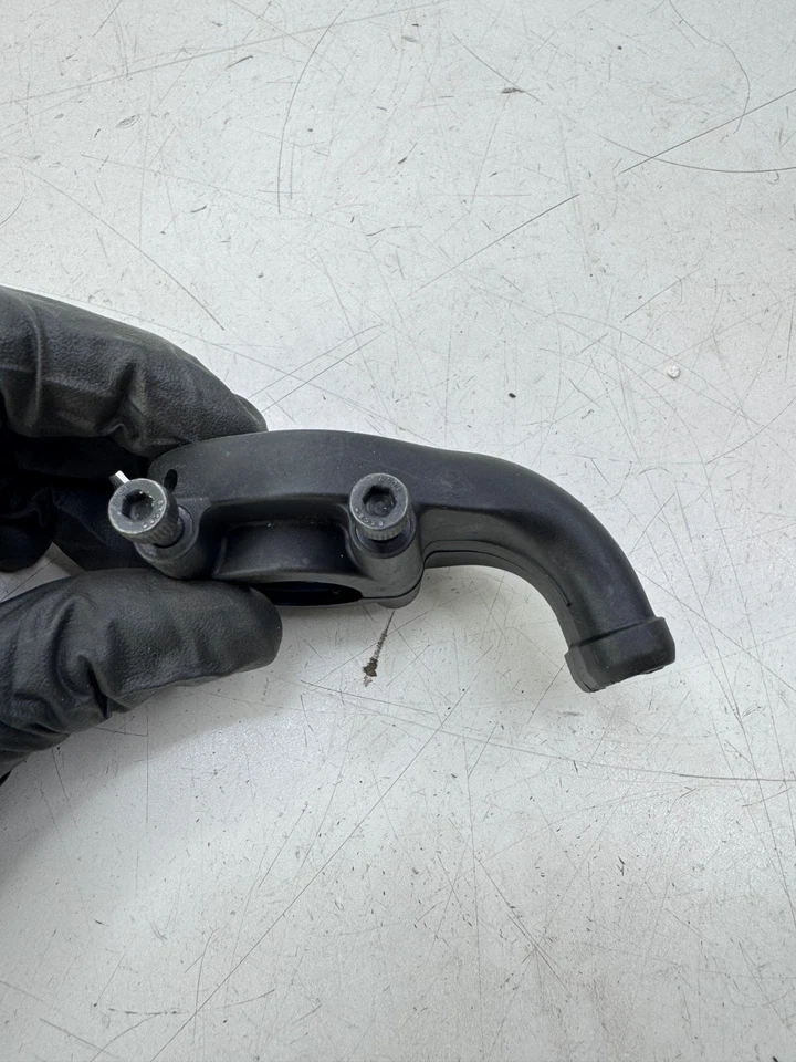 2000-2004 Suzuki DRZ400E Throttle Tube Housing OEM #193 - Image 2 of 4