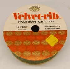 Vintage Velvet-rib by Sun Chemical Corp. NOS Fashion Gift Tie 15 Ft Green & Gold