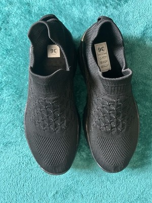   NWT Elastic Socks Black Confort Sneakers Size EU36 US 6- New