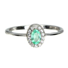 925 Sterling Silver Ring Oval Green Emerald 5x3mm Gemstone Jewelry Size 7.5