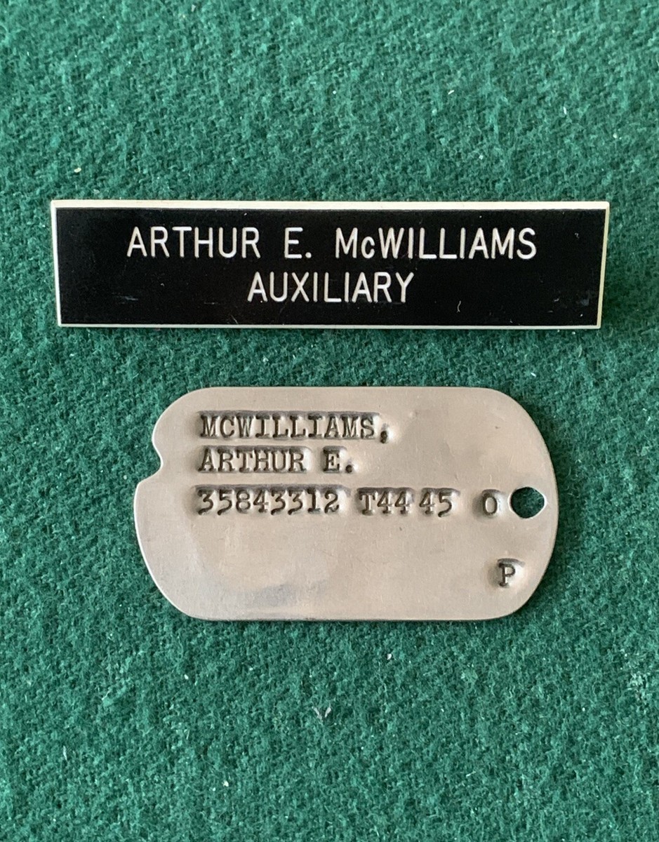 WWII 1944-1945 US Army Dog Tag T44 45 & Auxiliary Name Tag Badge