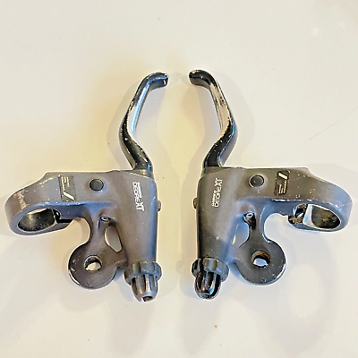 Vintage Shimano Deore XT 7 X 3 SP Bike Shifter, Brake Levers Vintage Shimano Deore XT 7 X 3 SP Bike Shifter, Brake Levers