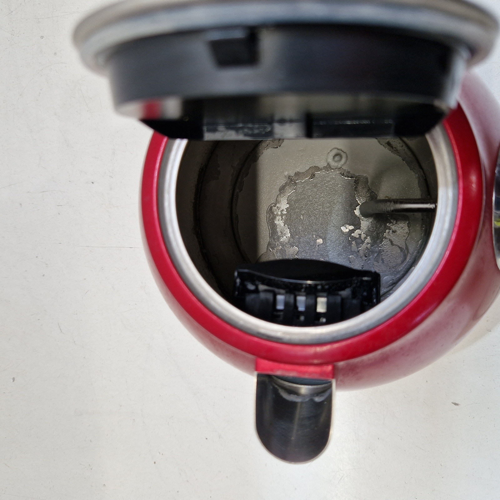 KitchenAid Artisan 1.5L Kettle Candy Apple (Needs Descaling/Dirty