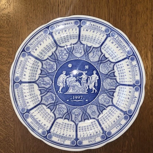 Spode Blue Room Calendar Plate 1997 ~Blue Greek~ Round W/ Scalloped Edge 10.5"