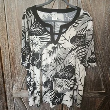 Naif Shirt Women's 2X Short Sleeve Tropical Print Blouse Top Black & White New