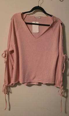 Pull and Bear Women's Pink Peek A Boo Long Sleeve V-Neck Top Size Small NWT