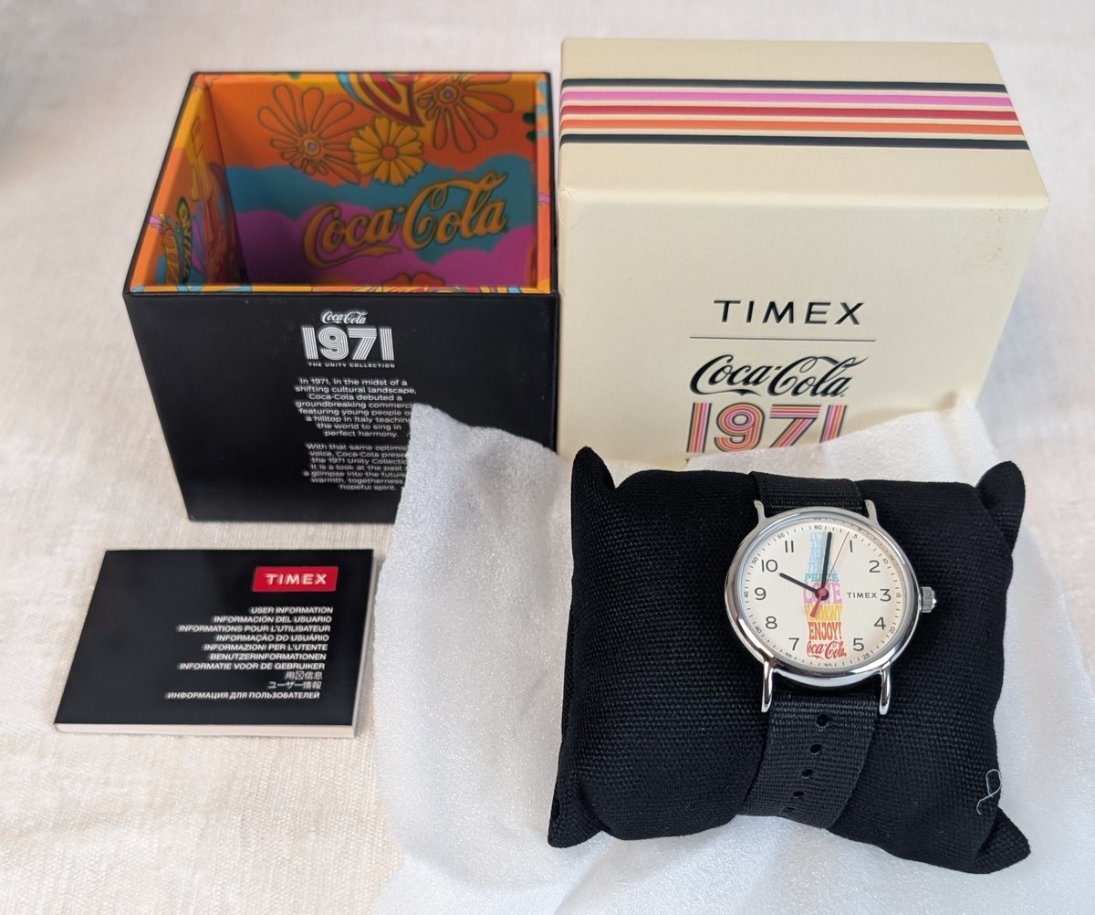 Coca-Cola ヘッドホン＆腕時計4個 セット　レア Coca-Cola ヘッドホン＆腕時計4個 セット レア