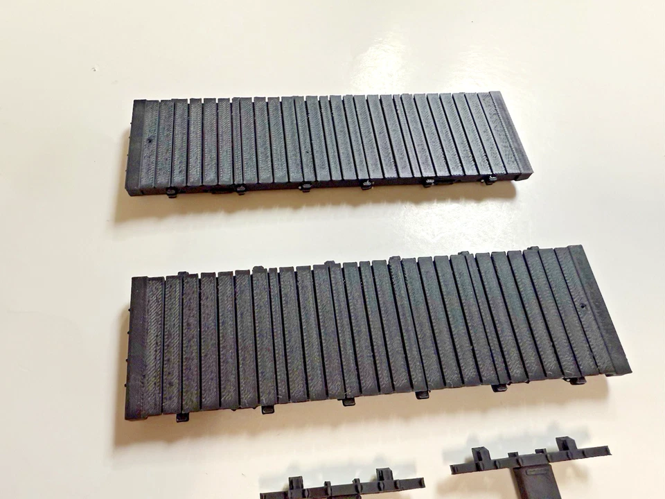 On30 Narrow gauge Flatcar with trucks 2 Ea - Image 2 of 4