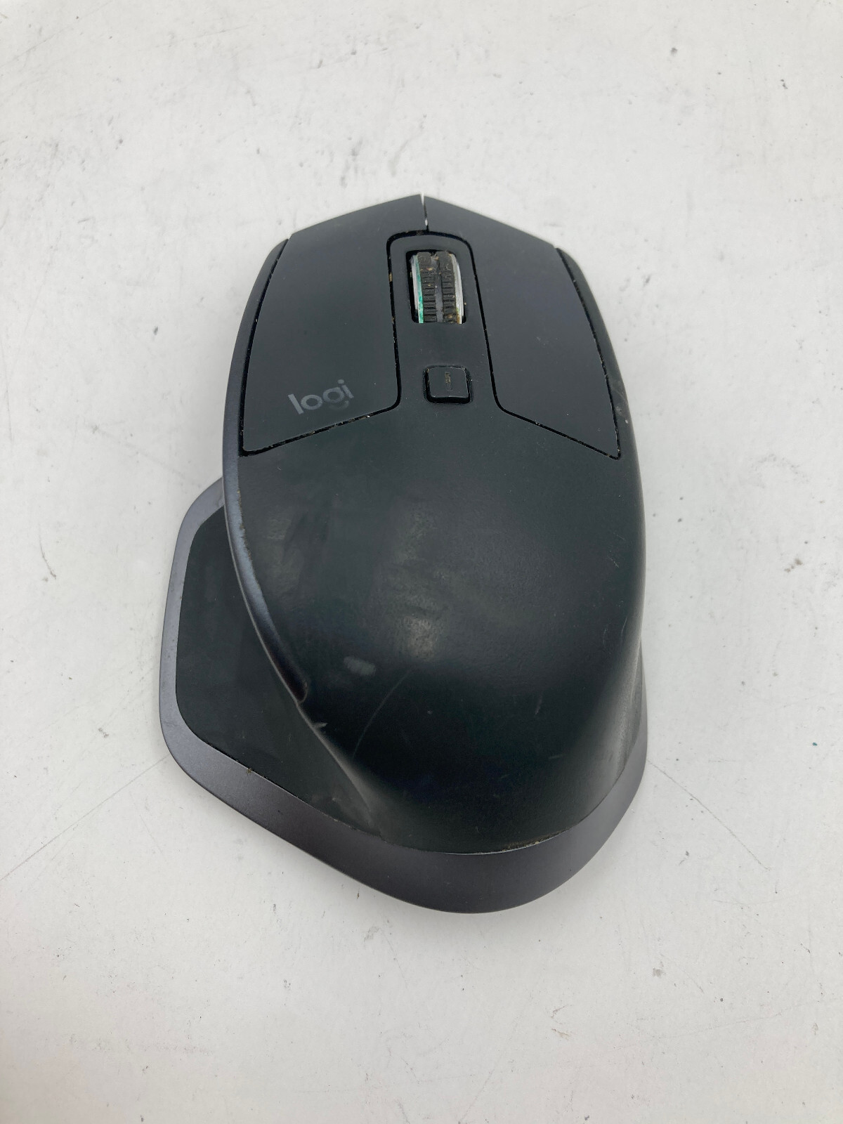 Logitech MX Master 2S Wireless Ergonomic Mouse with Hyper-Fast Scrolling Graphite-image