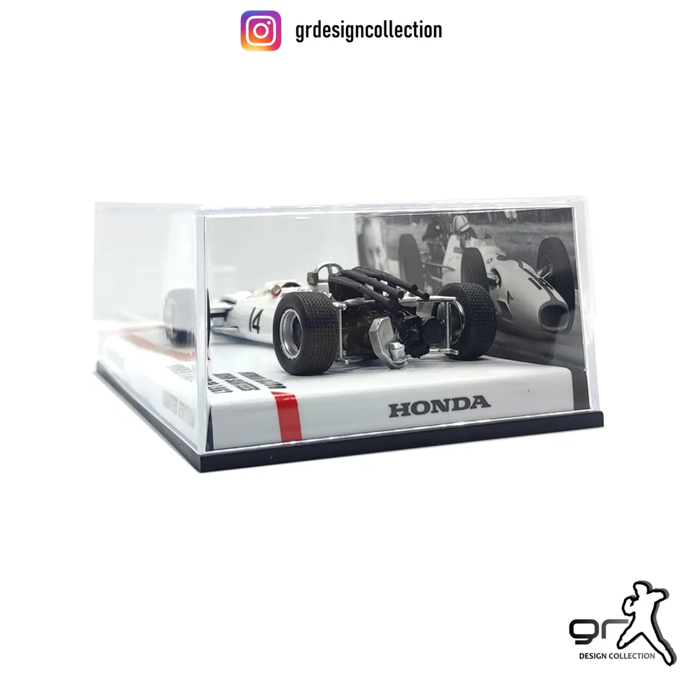 John Surtees - Honda RA300 - F1 Winner Italian GP 1967 / Altaya - IXO / 1:43 - Immagine 3 di 4
