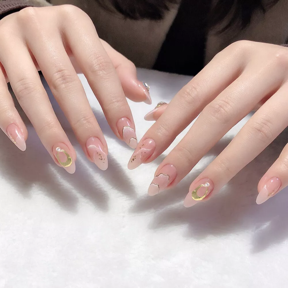 winter almond nail designs
