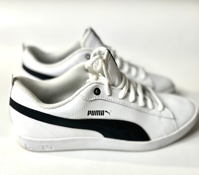 Puma Women's Smash v2 Leather Sneaker Size