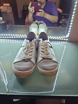 Dolce Vita Women's Size Leather Silver Zalen Sneakers Good Condition  - Main Image