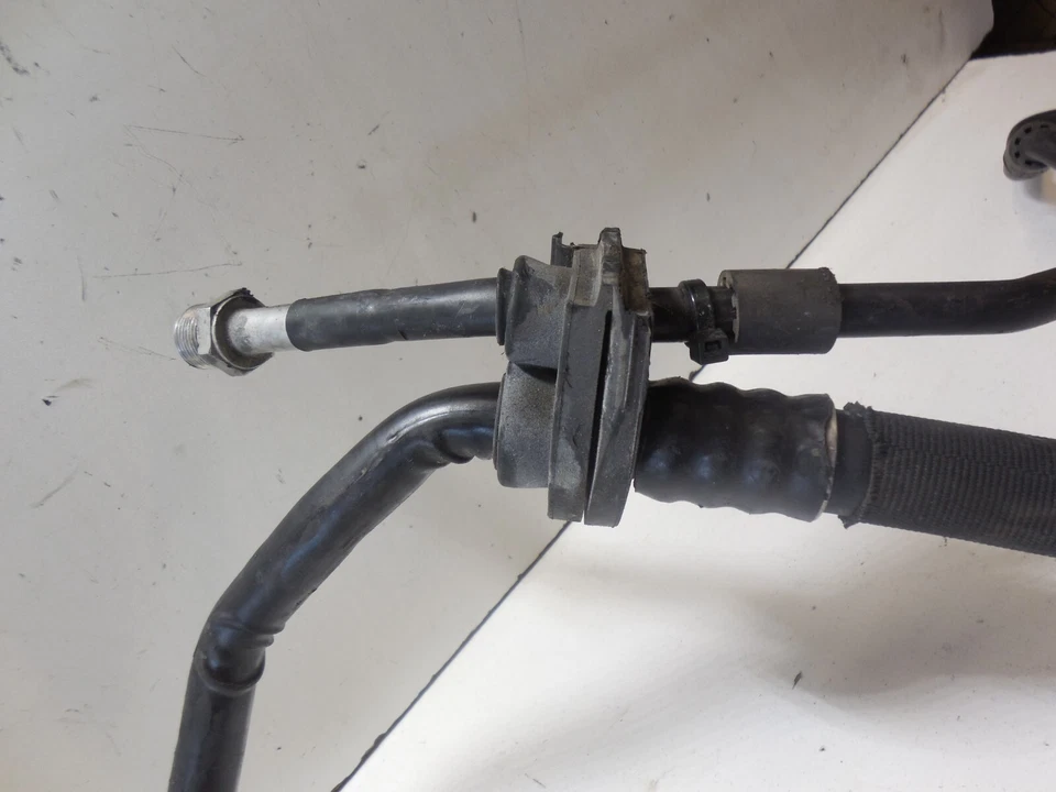 05-08 Líneas de manguera de alta baja presión aire acondicionado alta 3,2 L C6 para Audi A6 Quattro Foto 4 de 4