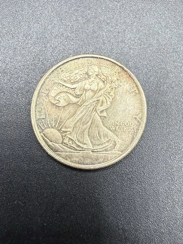 1/10th Troy Oz .999 Fine Silver Walking Liberty Round