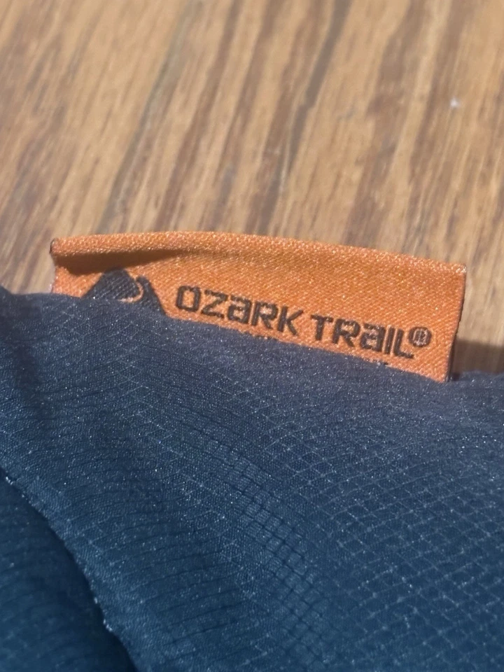 Ozark Trail Navy Blue Tan Full Zip Sleeping Bag - 36in x 80in (91.4cm x 203.2cm) - Image 4 of 4