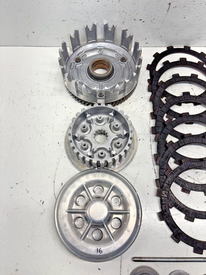 Yamaha DT360 DT 360 Engine Clutch Assembly / Basket / Plates / 445-16301-00-00 - Image 2 of 4