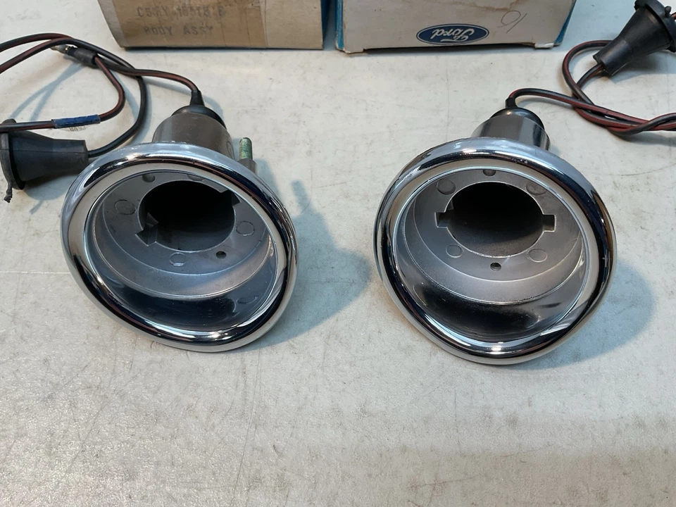NOS 1965-1966 MERCURY MONTEREY MARAUDER CHROME BACK UP LAMP HOUSINGS..NEW FORD - Image 3 of 4
