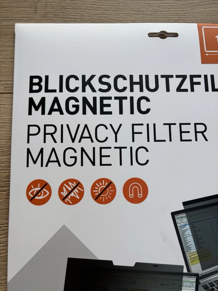 Durable Privacy Screen Overlay Filter Magnetic 15.4” MacBook Pro 15 Laptop - Image 4 of 4