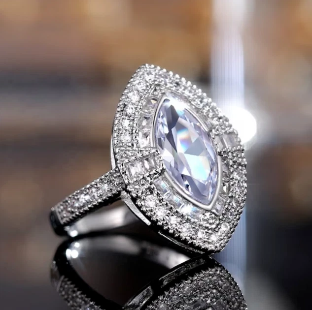 Aesthetic Engagement Ring 2.1CT Simulated Diamond Promise Ring 925