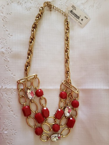 Collar estilo babero de 3 hebras con piedra roja y transparente nuevo con etiquetas - Imagen 3 de 5